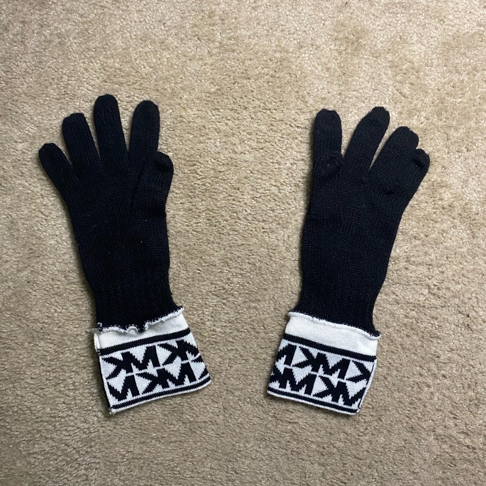 Michael Kors Black Knit Gloves with White Logo Cuffs